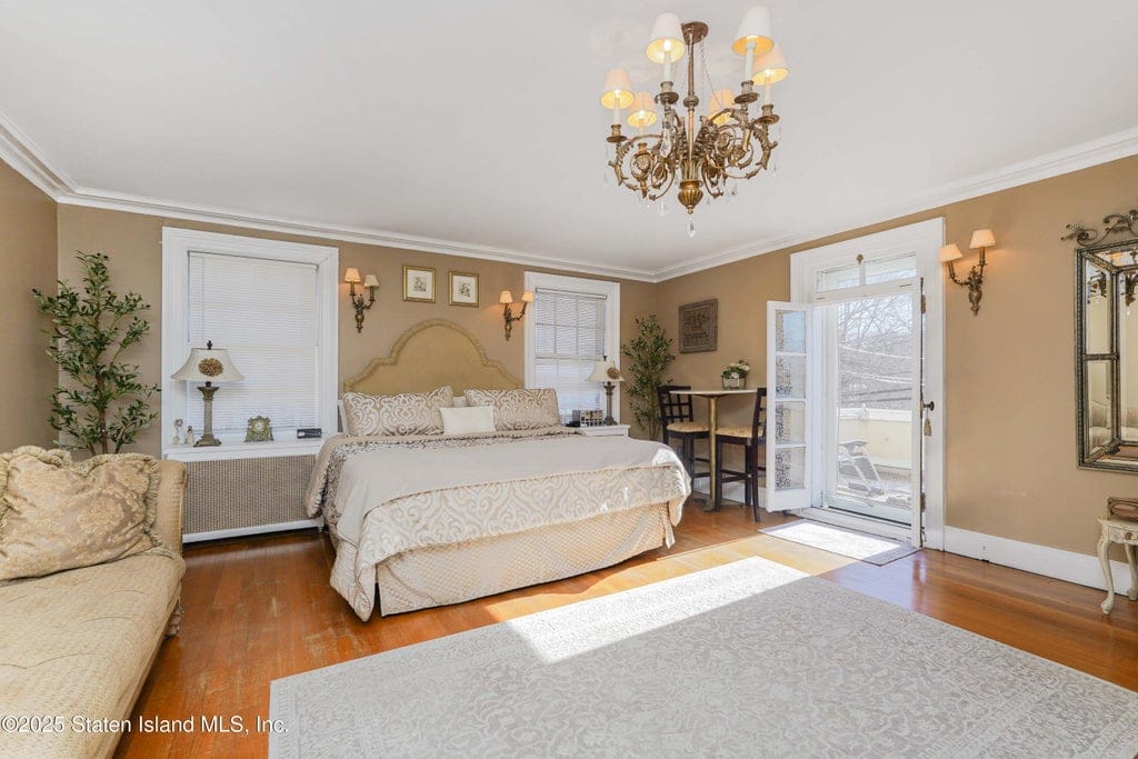 63 Forest Avenue Interior