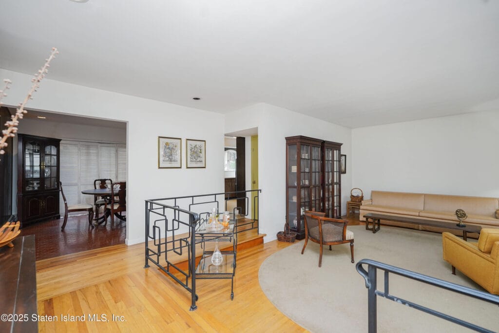 Living Room of 60 Cedar Terrace