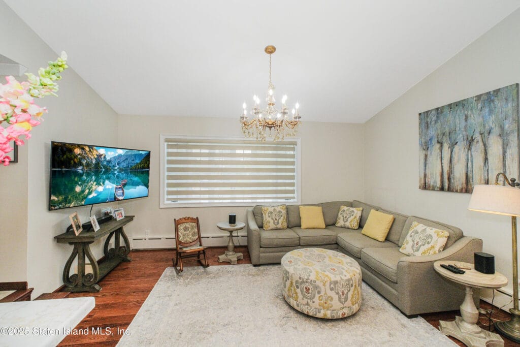 Living Room of 35 Kensico Street