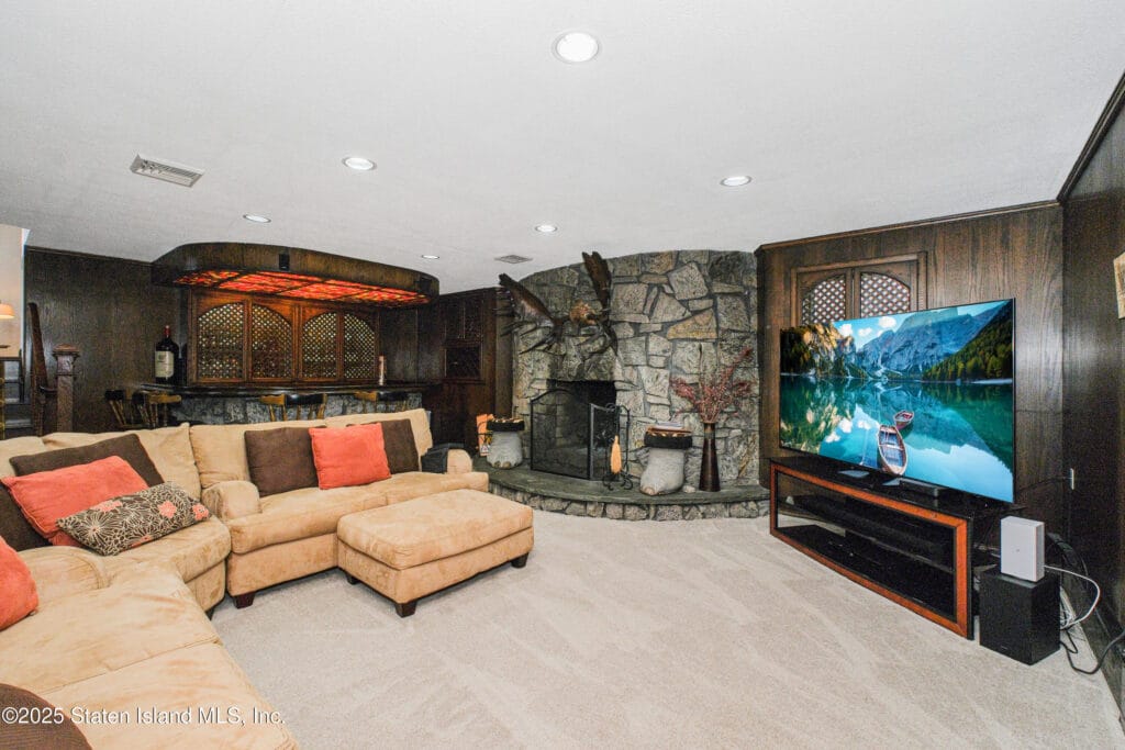 Lower Level of 35 Kensico Street