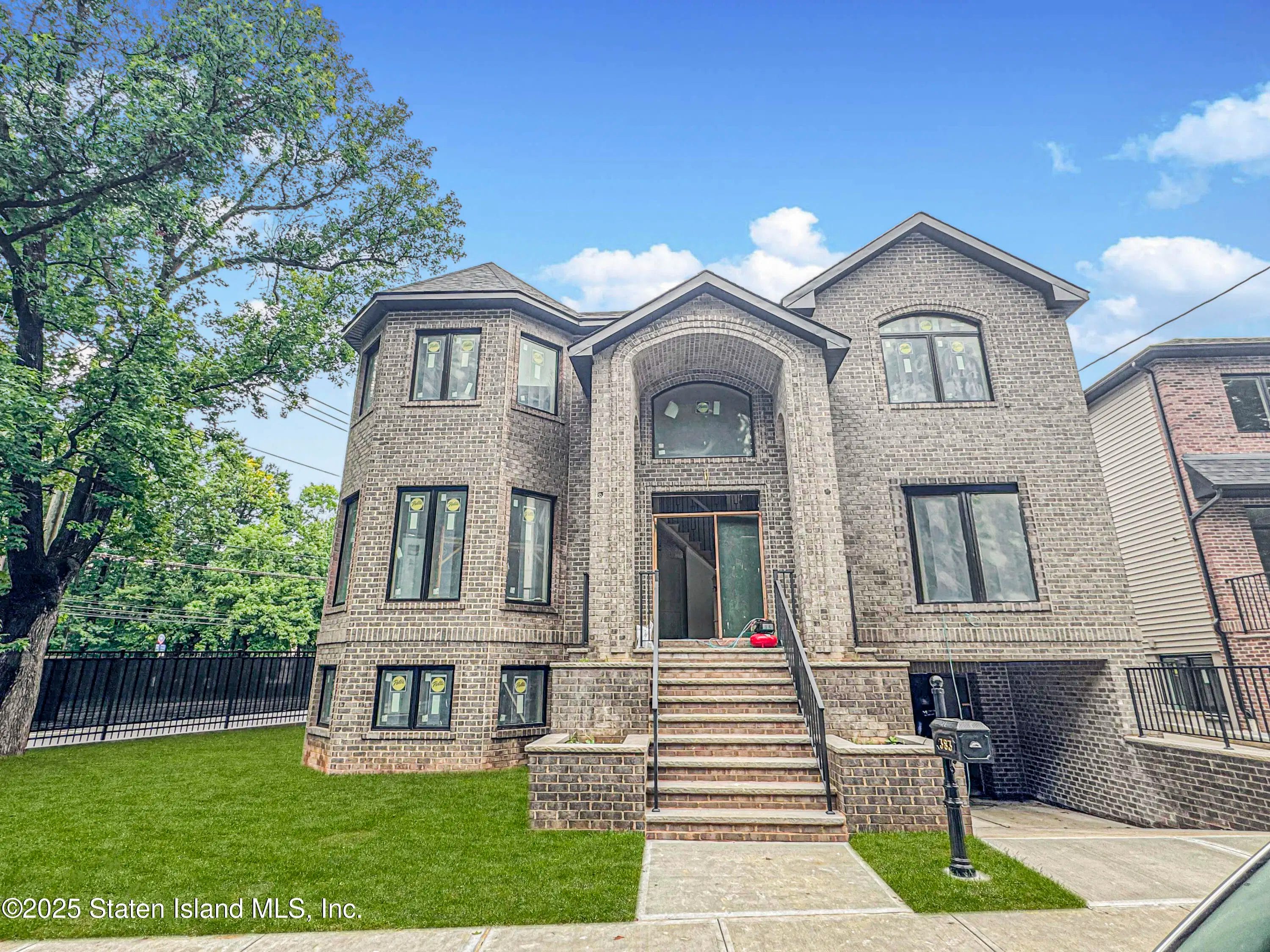 Exterior View 383 Philip Ave Staten Island