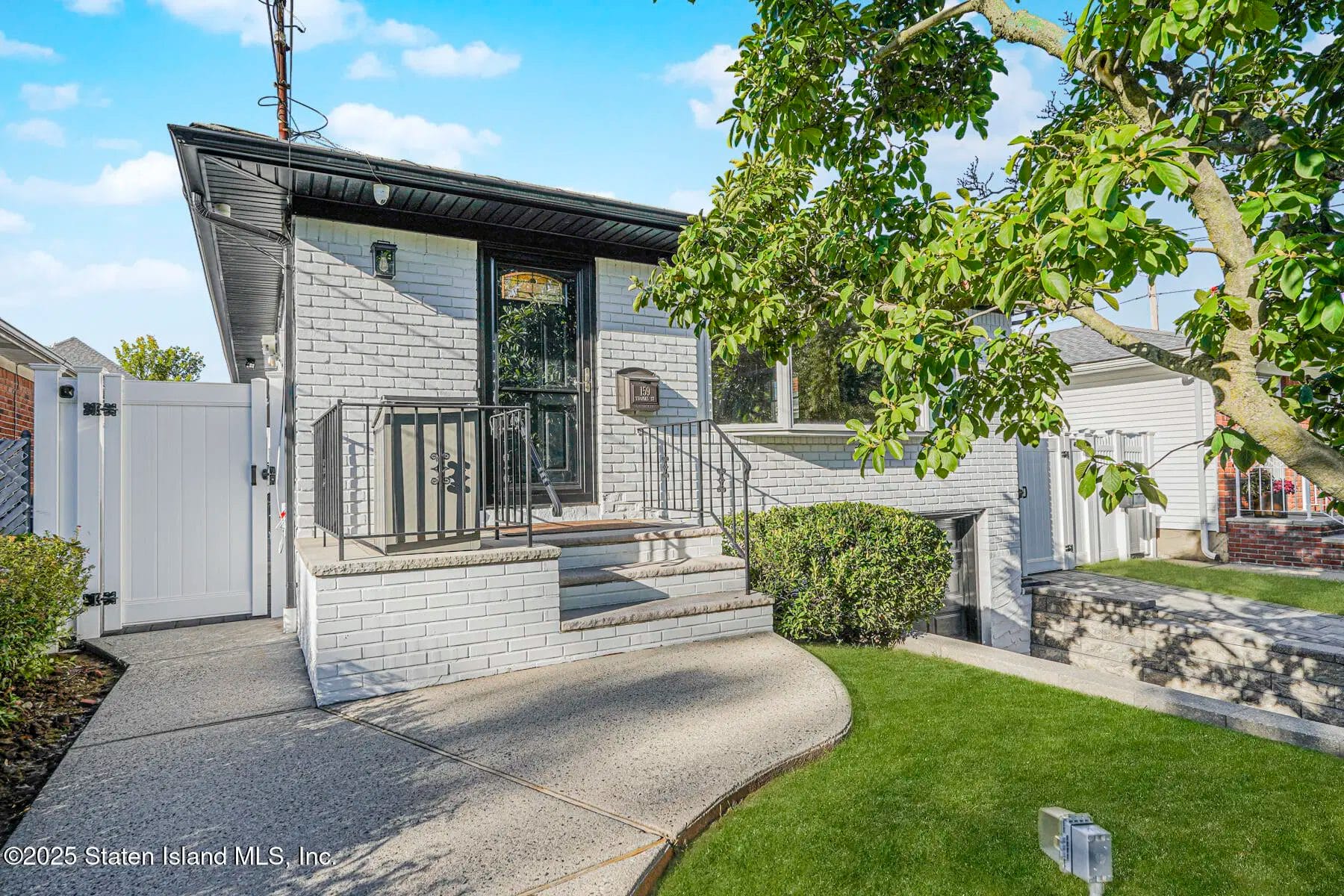 159 Thomas Street Backyard